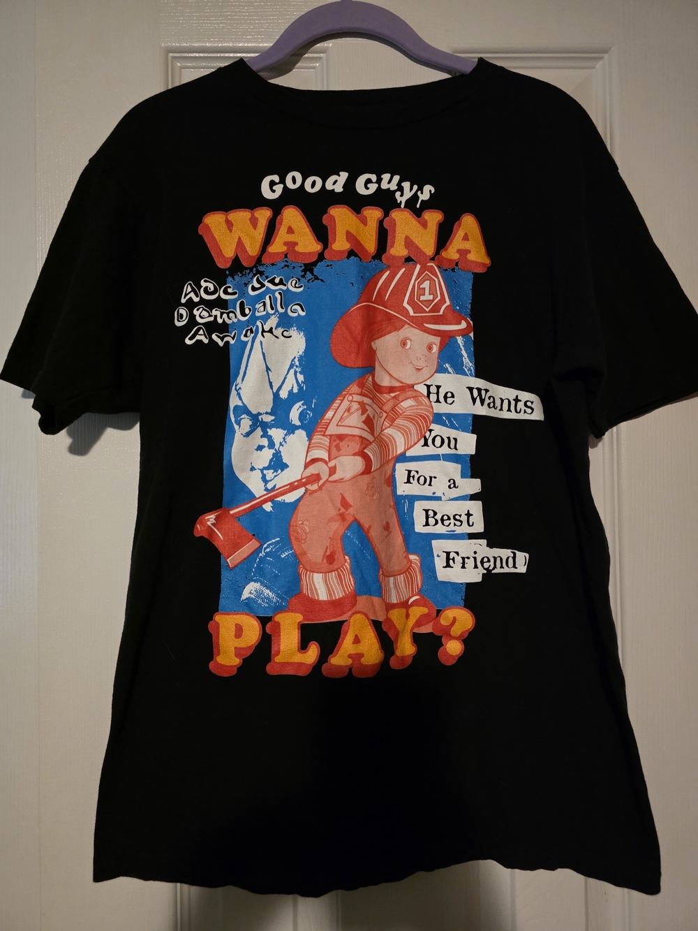 Chucky - Wanna Play? Graphic Short Sleeve Tee - Hot Topic (MEDIUM)